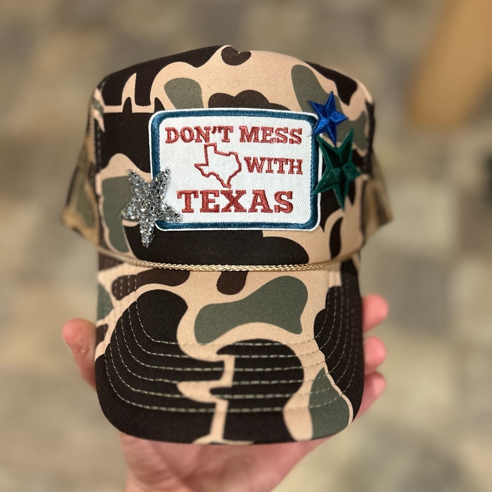 Camouflage 'Don't Mess with Texas' trucker hat